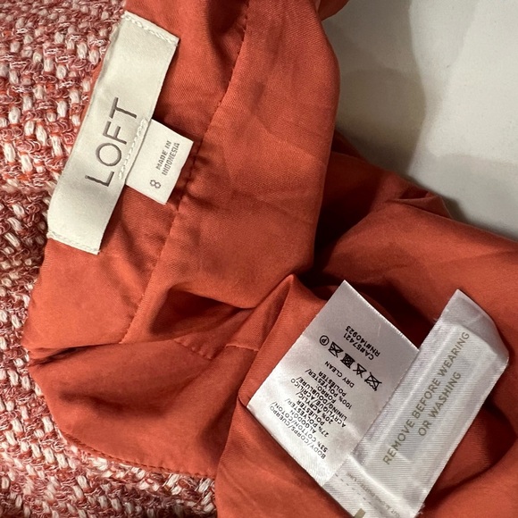 LOFT Coral Chevron Pencil Skirt - Picture 3 of 12